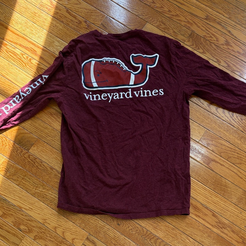 Vineyard Vines Burgundy Whale Graphic Tee
